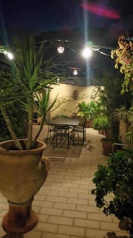 נאפולי Mediterranean Roof מראה חיצוני תמונה